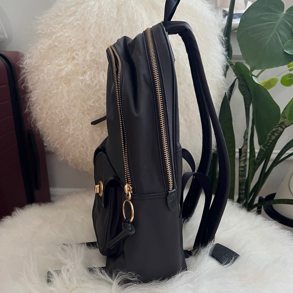 Cargo Carrie Backpack With Vintage Rose Print Interior - Picture 4 of 7